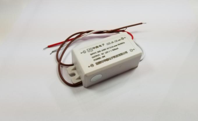 সিই প্লাস্টিক হাউজিং LED ড্রাইভার 12V 6W 0.5A কনস্ট্যান্ট ভোল্টেজ এলইডি পাওয়ার সাপ্লাই 0